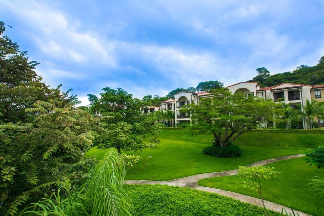 Nicely Decorated 3Rd-Floor Beauty With Pool-View Balcony In Coco Eksteriør bilde